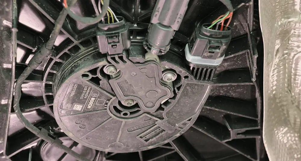 9.8 Die Überprüfung des AdBlue-Fördermoduls in der Werkstatt 9.8 Die Überprüfung des AdBlue-Fördermoduls in der Werkstatt
